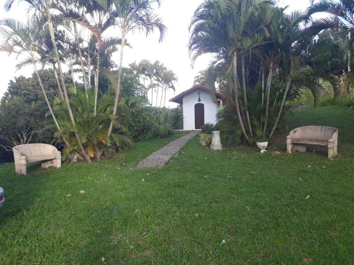 Vila Maravilhoso Sitio Na Beira Da Represa Igaratá Exteriér fotografie