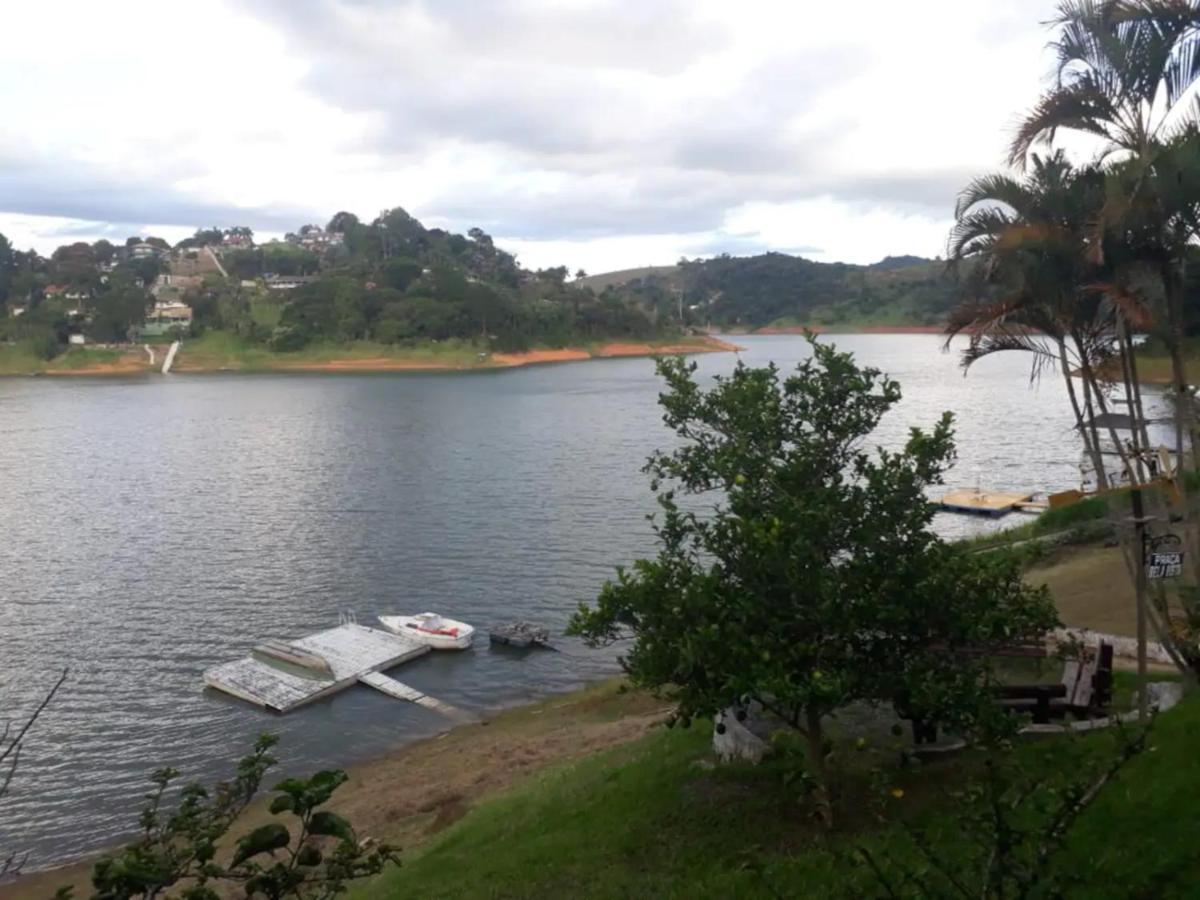 Vila Maravilhoso Sitio Na Beira Da Represa Igaratá Exteriér fotografie